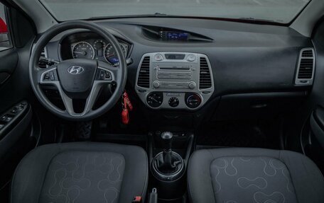 Hyundai i20 IB рестайлинг, 2010 год, 555 000 рублей, 10 фотография