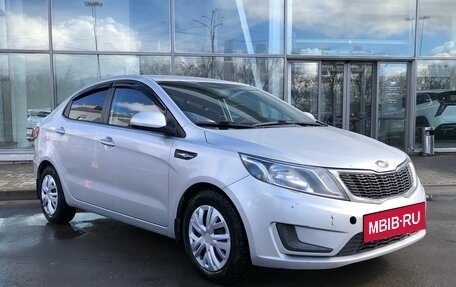 KIA Rio III рестайлинг, 2014 год, 810 000 рублей, 3 фотография