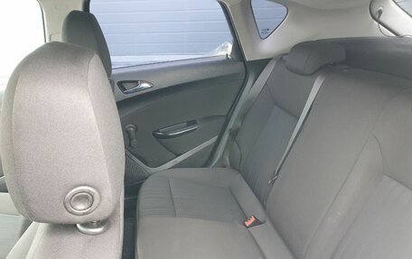 Opel Astra J, 2012 год, 570 000 рублей, 15 фотография