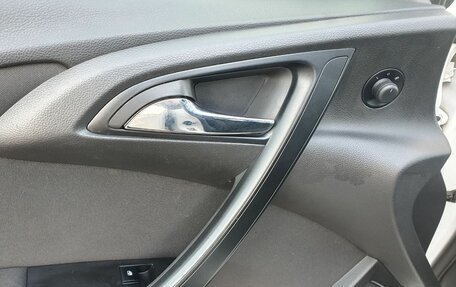 Opel Astra J, 2012 год, 570 000 рублей, 20 фотография