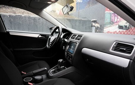 Volkswagen Jetta VI, 2017 год, 1 448 000 рублей, 6 фотография