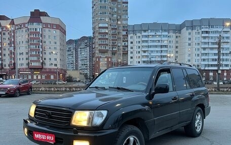 Toyota Land Cruiser 100 рестайлинг 2, 2001 год, 1 250 000 рублей, 1 фотография