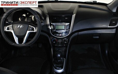 Hyundai Solaris II рестайлинг, 2012 год, 897 000 рублей, 11 фотография