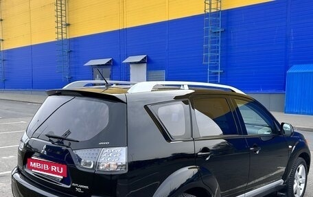 Mitsubishi Outlander III рестайлинг 3, 2008 год, 1 600 000 рублей, 7 фотография