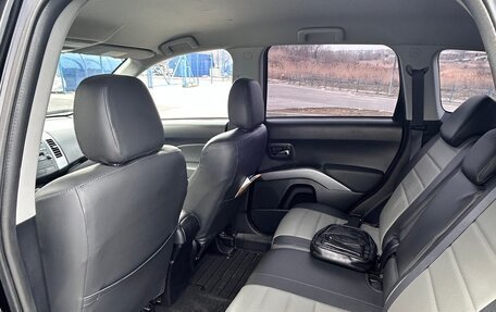 Mitsubishi Outlander III рестайлинг 3, 2008 год, 1 600 000 рублей, 15 фотография