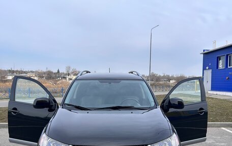 Mitsubishi Outlander III рестайлинг 3, 2008 год, 1 600 000 рублей, 19 фотография