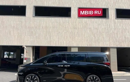 Toyota Alphard, 2025 год, 11 890 099 рублей, 4 фотография