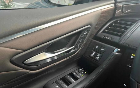 Toyota Alphard, 2025 год, 11 890 099 рублей, 11 фотография