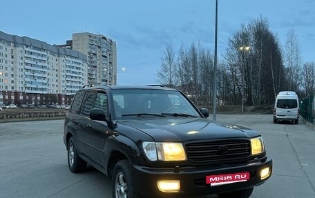 Toyota Land Cruiser 100 рестайлинг 2, 2001 год, 1 250 000 рублей, 2 фотография