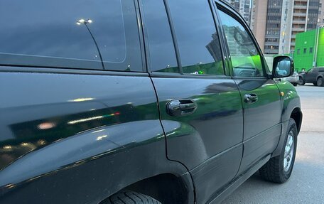 Toyota Land Cruiser 100 рестайлинг 2, 2001 год, 1 250 000 рублей, 12 фотография