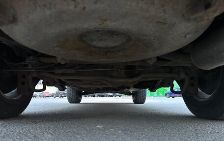 Toyota Land Cruiser 100 рестайлинг 2, 2001 год, 1 250 000 рублей, 13 фотография