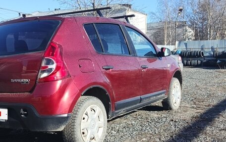 Renault Sandero I, 2011 год, 380 000 рублей, 2 фотография