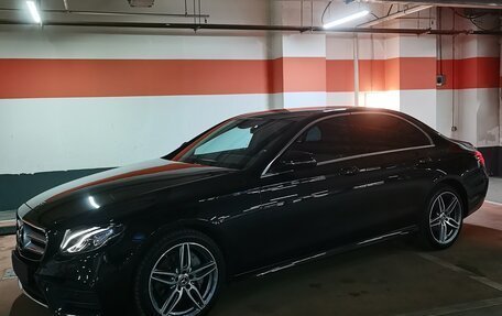 Mercedes-Benz E-Класс, 2019 год, 3 280 000 рублей, 4 фотография