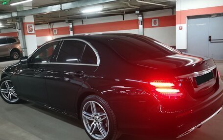 Mercedes-Benz E-Класс, 2019 год, 3 280 000 рублей, 7 фотография