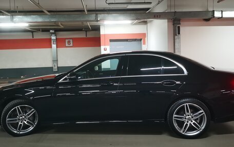 Mercedes-Benz E-Класс, 2019 год, 3 280 000 рублей, 6 фотография