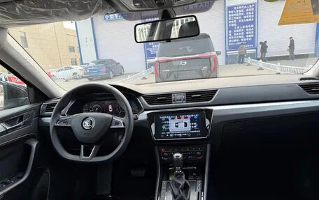 Skoda Superb III рестайлинг, 2025 год, 1 890 190 рублей, 17 фотография