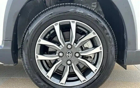 Toyota Yaris XP150 рестайлинг, 2022 год, 1 190 190 рублей, 17 фотография