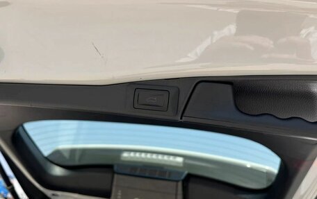 Toyota RAV4, 2019 год, 3 100 000 рублей, 6 фотография