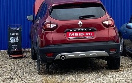 Renault Kaptur I рестайлинг, 2021 год, 2 000 000 рублей, 4 фотография