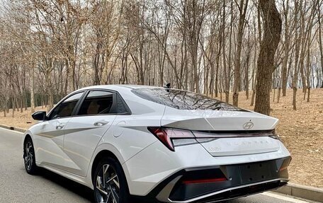 Hyundai Elantra, 2023 год, 1 520 000 рублей, 5 фотография