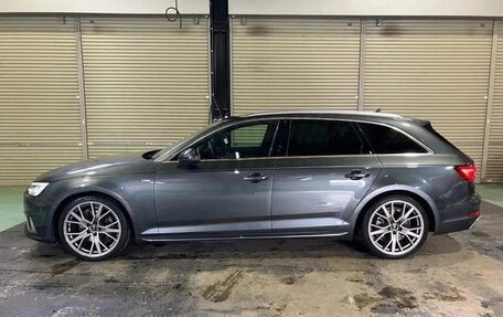 Audi A4, 2017 год, 1 411 027 рублей, 11 фотография