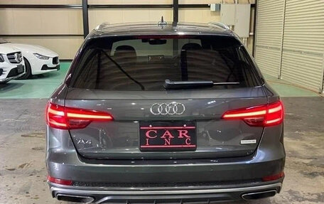 Audi A4, 2017 год, 1 411 027 рублей, 8 фотография