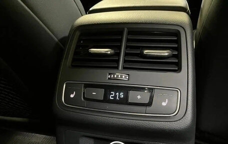 Audi A4, 2017 год, 1 411 027 рублей, 28 фотография