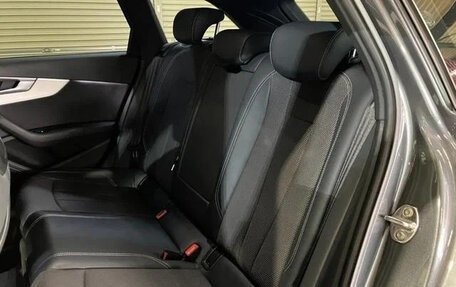 Audi A4, 2017 год, 1 411 027 рублей, 27 фотография