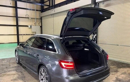 Audi A4, 2017 год, 1 411 027 рублей, 29 фотография