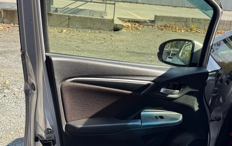 Honda Fit III, 2016 год, 800 000 рублей, 15 фотография