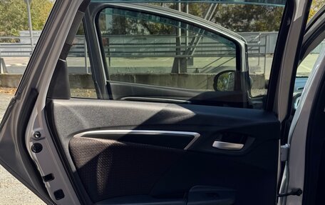 Honda Fit III, 2016 год, 800 000 рублей, 26 фотография