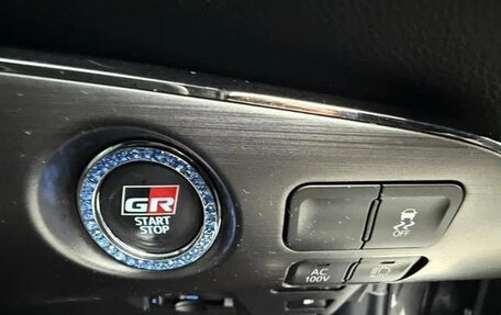 Toyota Prius IV XW50, 2021 год, 1 573 027 рублей, 27 фотография