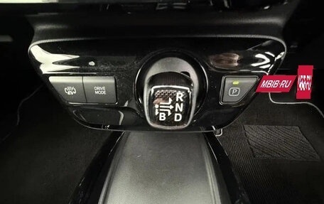 Toyota Prius IV XW50, 2021 год, 1 573 027 рублей, 30 фотография