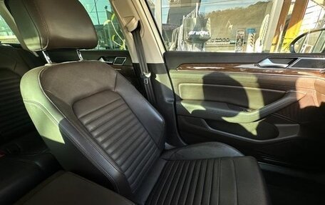 Volkswagen Passat B8 рестайлинг, 2015 год, 1 308 586 рублей, 28 фотография