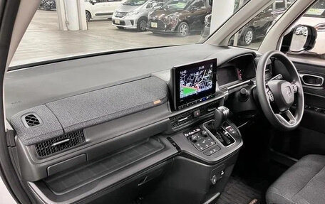 Honda Stepwgn, 2022 год, 1 958 027 рублей, 7 фотография