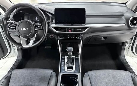 KIA K3, 2022 год, 1 400 000 рублей, 11 фотография