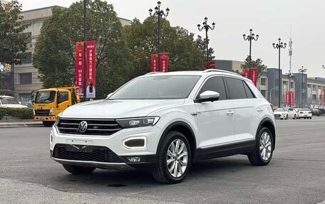 Volkswagen T-Roc I, 2022 год, 1 550 000 рублей, 1 фотография