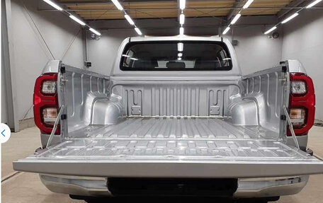 Toyota Hilux VIII, 2026 год, 4 492 077 рублей, 7 фотография