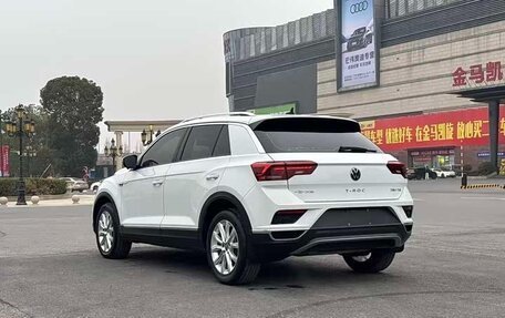 Volkswagen T-Roc I, 2022 год, 1 550 000 рублей, 4 фотография