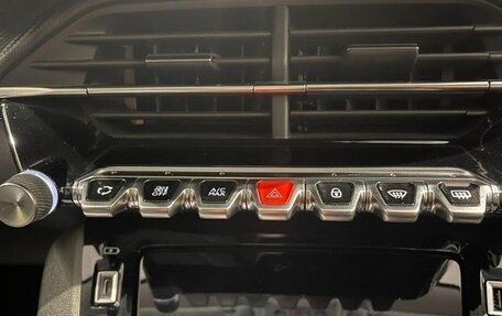 Peugeot 2008 II, 2022 год, 1 350 005 рублей, 9 фотография