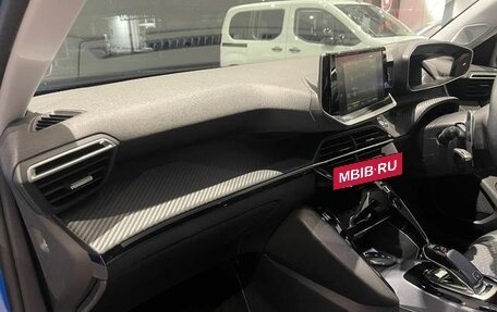 Peugeot 2008 II, 2022 год, 1 350 005 рублей, 8 фотография