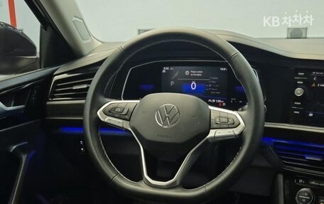 Volkswagen Jetta VII, 2022 год, 1 905 000 рублей, 10 фотография