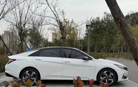 Hyundai Elantra, 2022 год, 1 593 007 рублей, 4 фотография
