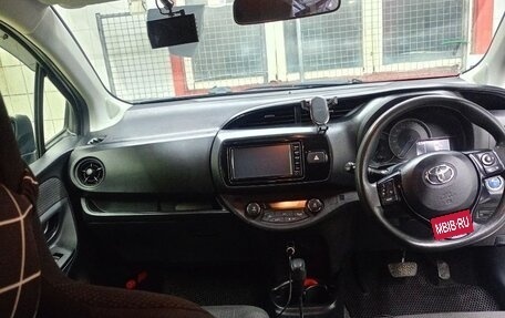 Toyota Vitz, 2017 год, 1 199 000 рублей, 4 фотография