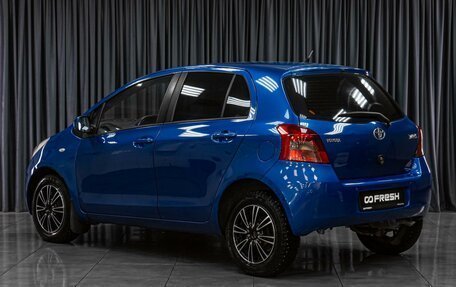 Toyota Yaris III рестайлинг, 2008 год, 569 000 рублей, 2 фотография