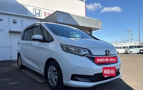 Honda Freed II, 2022 год, 1 150 000 рублей, 3 фотография