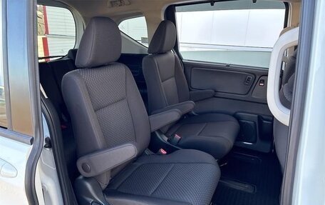 Honda Freed II, 2022 год, 1 150 000 рублей, 28 фотография