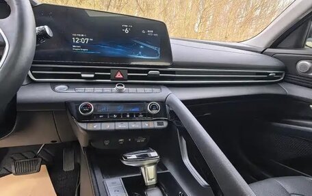Hyundai Elantra, 2023 год, 1 705 586 рублей, 15 фотография