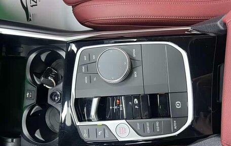 BMW 3 серия, 2023 год, 3 680 355 рублей, 15 фотография