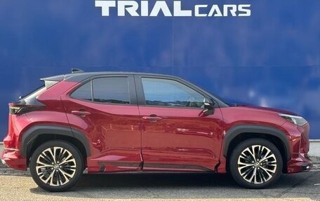 Toyota Yaris Cross, 2023 год, 1 383 069 рублей, 6 фотография